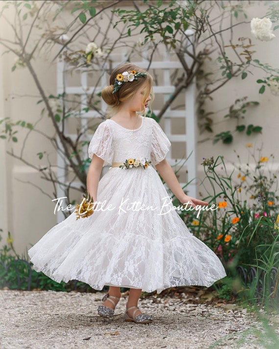 Bohemian Flower girl dress, Tulle flower girl dress, flower girl dress, rustic lace flower girl dress, Ivory flower girl dress, lace dress