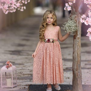 Bohemian Lace Flower Girl Dress, Boho Flower Girl Dress, wedding dress, Rustic flower girl dress, girls pink sleeveless dress for wedding,