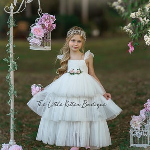 Bloemenmeisjesjurk, boho bloemenmeisjesjurk, rustieke bloemenmeisjesjurk, boho bloemenmeisjesjurk, kanten bloemenmeisjesjurk, boho trouwjurk
