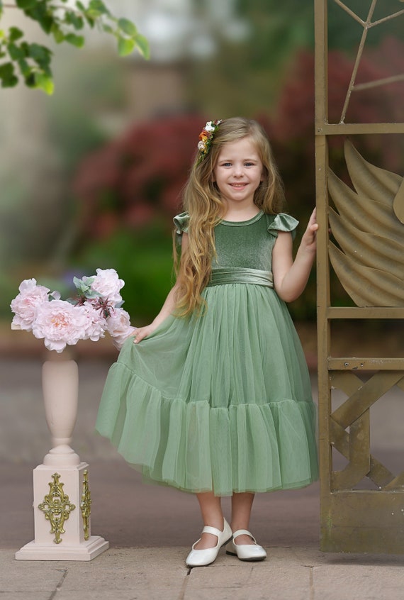 Sage green velvet and tulle flower girl dress, Boho flower girl dress, toddler flower girl dress, Velvet girls dress, Boho Wedding dress