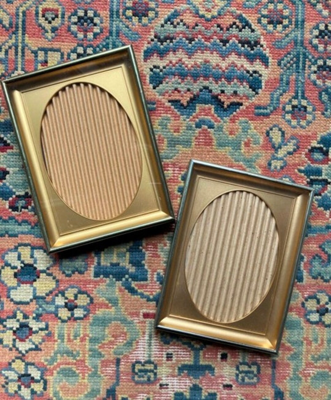 Vintage Gold Metal Tabletop Frames 2 Frames 8 X 6 Etsy