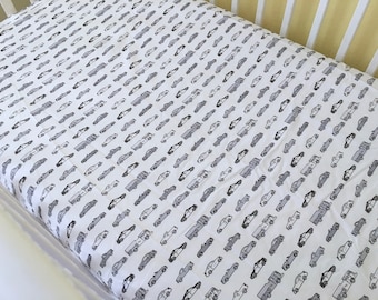 Organic Cotton Fitted Crib Sheet – Gray Cars, Standard Size
