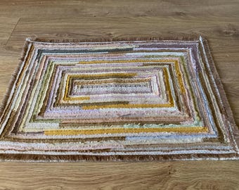 Alfombra de baño de lino hecha a mano, paño para secar platos, alfombra de trapo deshilachada a rayas (48 x 68 cm)