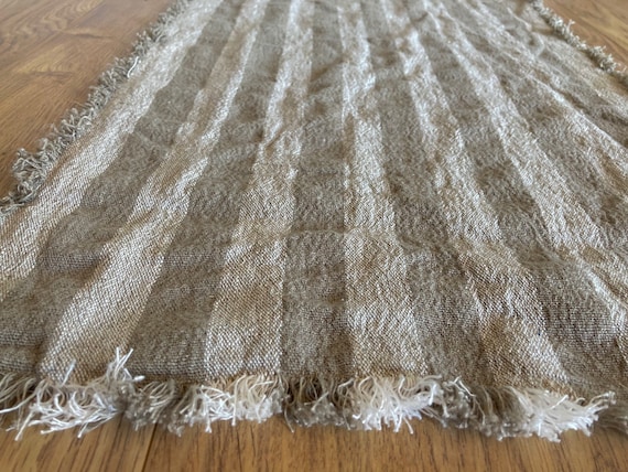 Striped Linen Bath Mat: Thick Frayed Flax Shower Rug