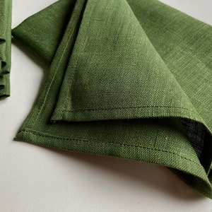 Green linen napkins, set of 4 dinner serviette 16 inch square, green pure flax reusable unpaper napkin, dining table linen, gift for mom