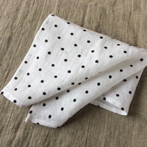 Polka dot napkins, set of 6 white black pure linen fabric serviette, unpaper dinner napkins, party table decor, kitchen table linen