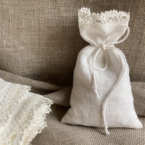 Favor sachets with lace, natural linen favor bags, set of 10 undyed beigy or white ivory custom made gift bags, pure flax with crochet lace