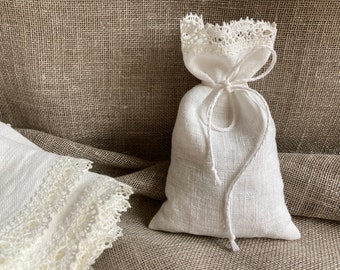 Favor sachets with lace, natural linen favor bags, set of 10 undyed beigy or white ivory custom made gift bags, pure flax with crochet lace