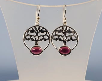 Rhodolit Granat Örhängen med Livets Träd, Smycken i Sterlingsilver med Ädelstenar