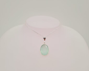 Chalcedony Pendant - Etsy UK