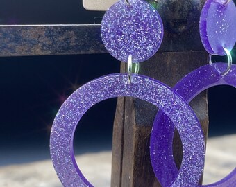 Dangle circles resin earrings