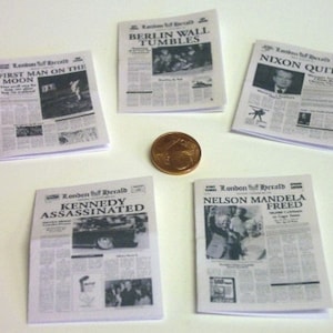 2015# Newspapers London Herald 5 Pc - doll house miniature in scale 1/12