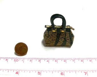 4303# - Chic leather handbag - for dollhouse and dollhouse in M1:12