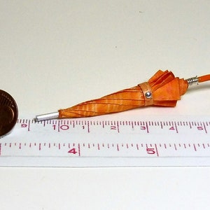 4126# Miniature Umbrella - Doll house miniature scale 1/12