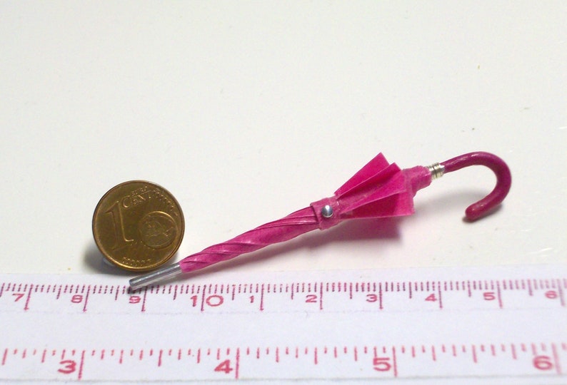 4135 Miniature Umbrella Doll house miniature scale 1/12 image 1