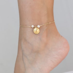 Seashell Ankle Bracelet, Freshwater Pearl Ankle Bracelet, Gold Sea Shell Jewelry, Ocean Anklet, Sea Jewelry, June Birthday Gift