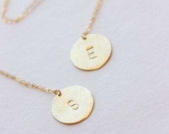 Collier long personnalisé, collier initial long, collier pendentif à disque long, collier extra long, collier monogramme long, long stratifié