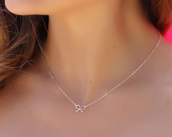 Tiny bow necklace / Silver bow necklace / Bridesmaid necklace / Bridal necklace / Sweet 16 birthday / Wedding jewelry| Tiny Bow