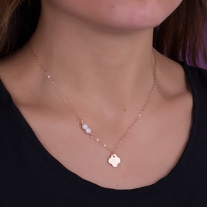 Clover necklace / Freshwater Pearl necklace / Good luck necklace, rose gold filled necklace, rose gold pearl necklace, "Pothus