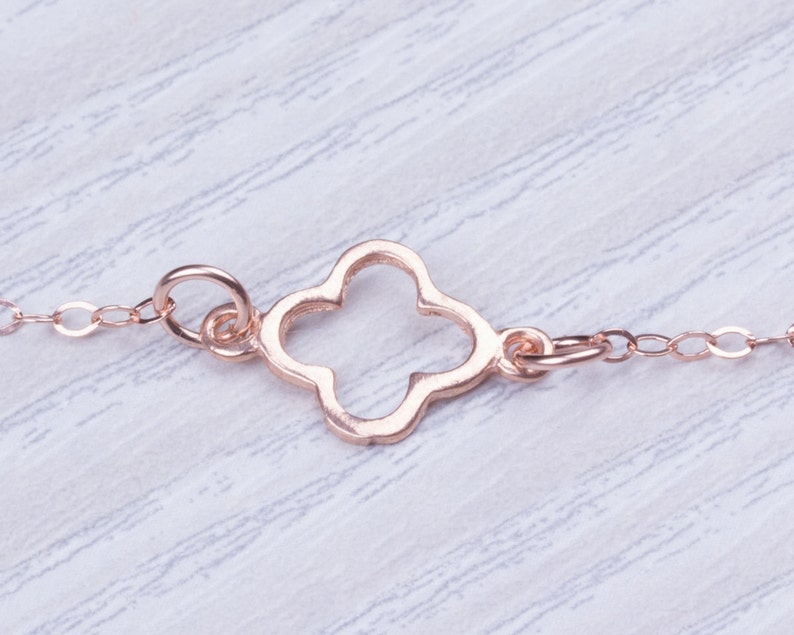 Clover Necklace / Rose Gold clover necklace / Tiny Clover necklace/ Asymmetrical necklace /Rose gold filled necklace/ Wedding jewelry |Argia