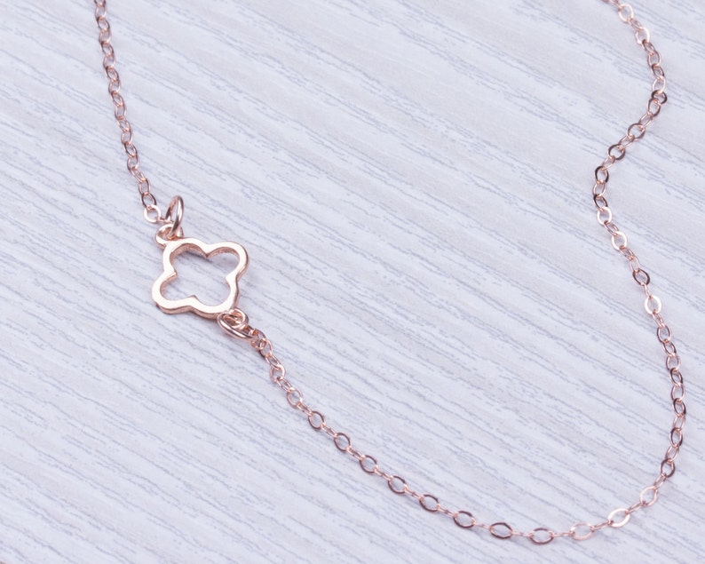 Clover Necklace / Rose Gold clover necklace / Tiny Clover necklace/ Asymmetrical necklace /Rose gold filled necklace/ Wedding jewelry |Argia