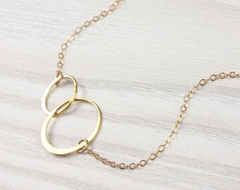 Infinity necklace / Gold Infinity necklace / Bridesmaid necklace / Double circle necklace / Best friend necklace / Mother gift | Two Circles