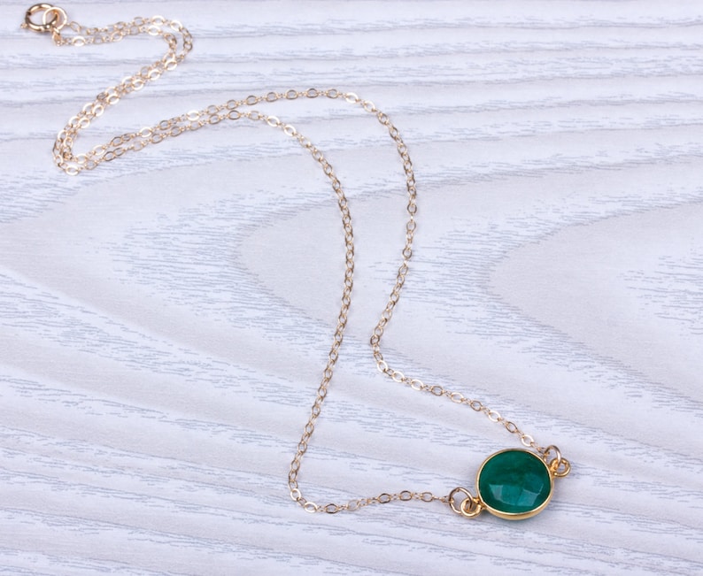 Emerald green necklace, gemstone necklace, single stone necklace, bridal necklace, bridesmaid gifts, green stone necklace, may birthstone necklace,