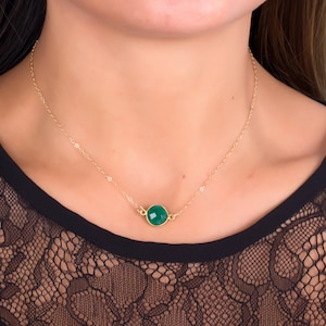 Emerald green necklace, gemstone necklace, single stone necklace, bridal necklace, bridesmaid gifts, green stone necklace, may birthstone necklace,