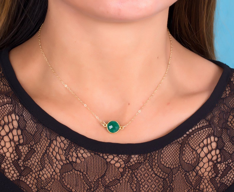 Emerald green necklace, gemstone necklace, single stone necklace, bridal necklace, bridesmaid gifts, green stone necklace, may birthstone necklace,