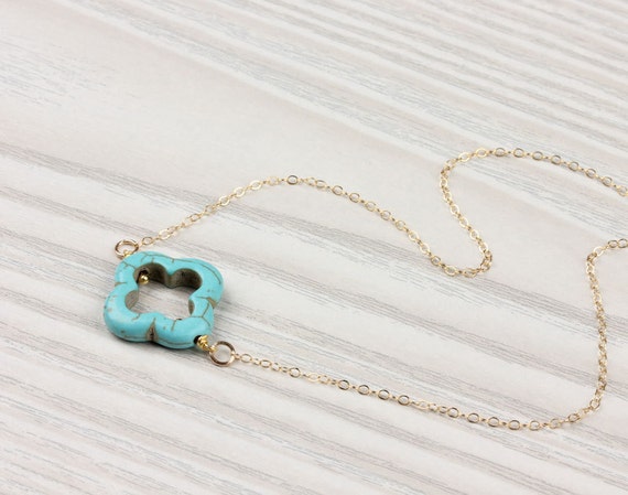 ターコイズクローバーネックレス：14Kゴールドフィルドチェーン、幸運