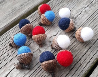 Mini Patriotic Acorns, Set of 12 Wool Felt Bowl Fillers, Red White and Blue
