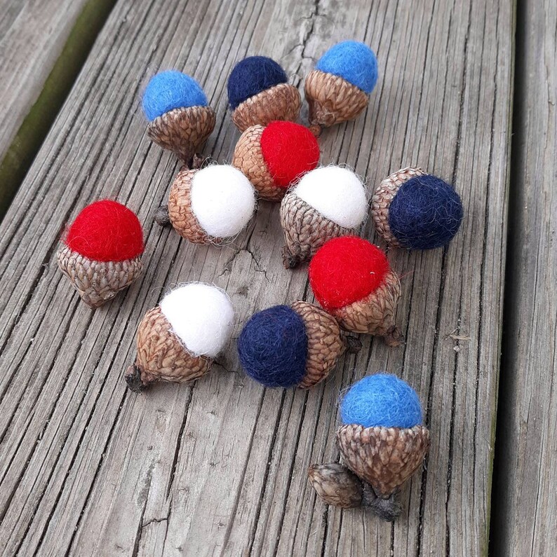 Mini Patriotic Acorns, Set of 12 Wool Felt Bowl Fillers, Red White and Blue image 4