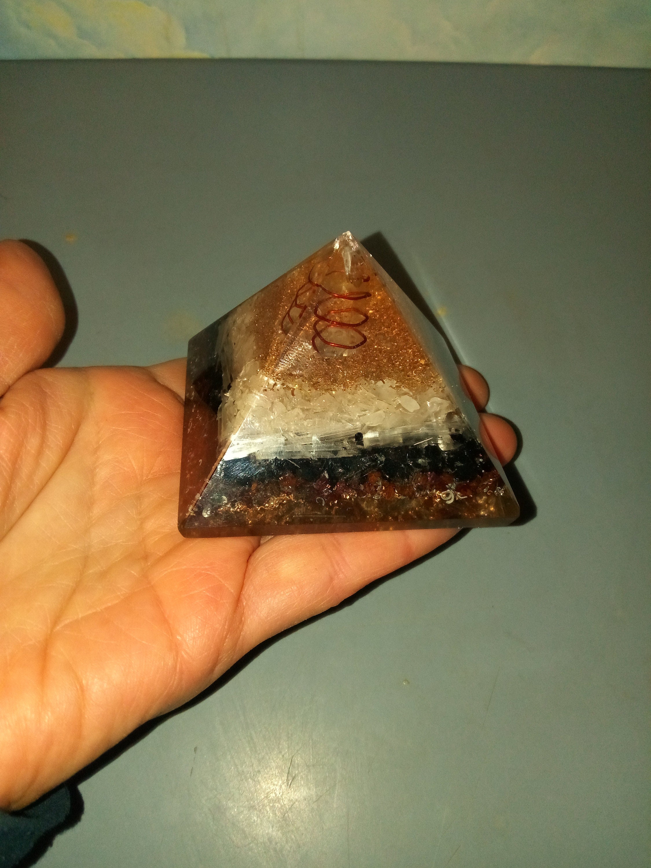 Spoo-Design  Purple amethyst orgonite with gold flakes and ball