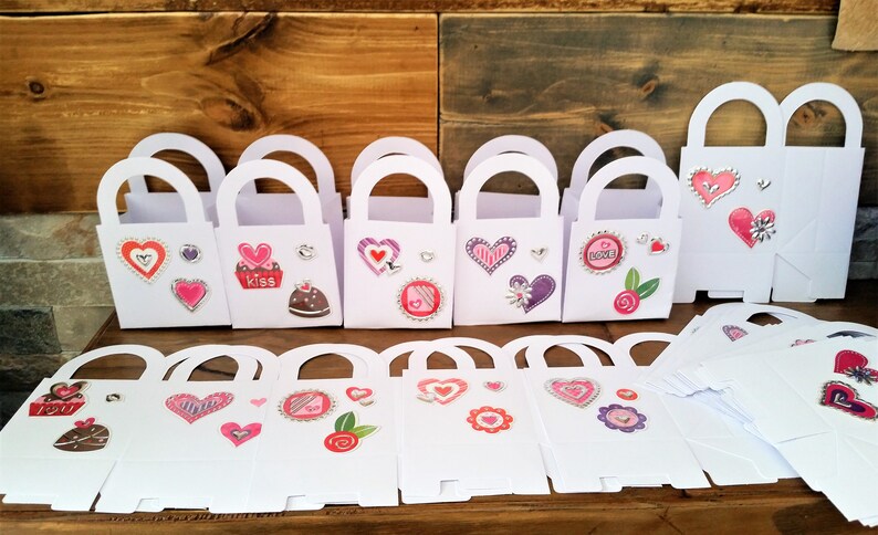24 Redpinkpurple heart Valentine party keepsake gift boxes Valentinebirthdaywedding party favours loveheart party treat boxes