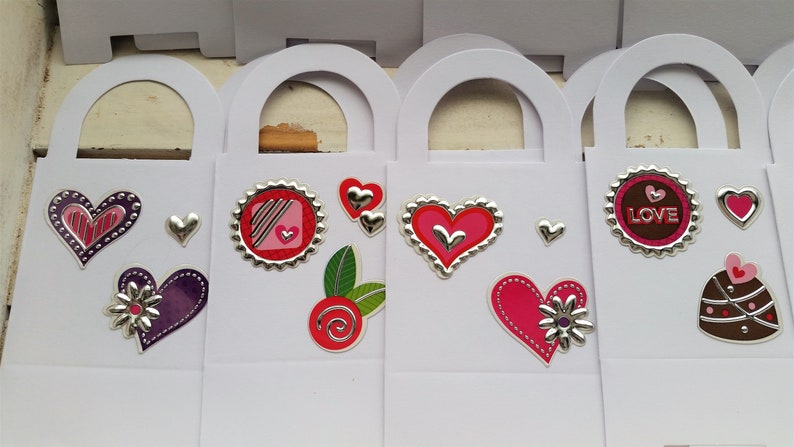 24 Redpinkpurple heart Valentine party keepsake gift boxes Valentinebirthdaywedding party favours loveheart party treat boxes