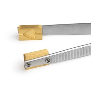Pliers with small long heart mould, flat