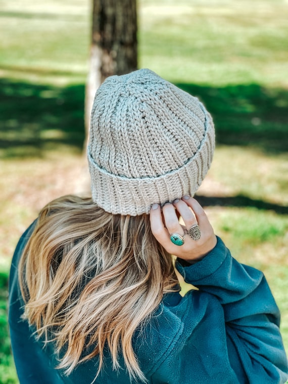 FOLDED BRIM - Granite Peak Beanie Crochet Pattern / Crochet Beanie