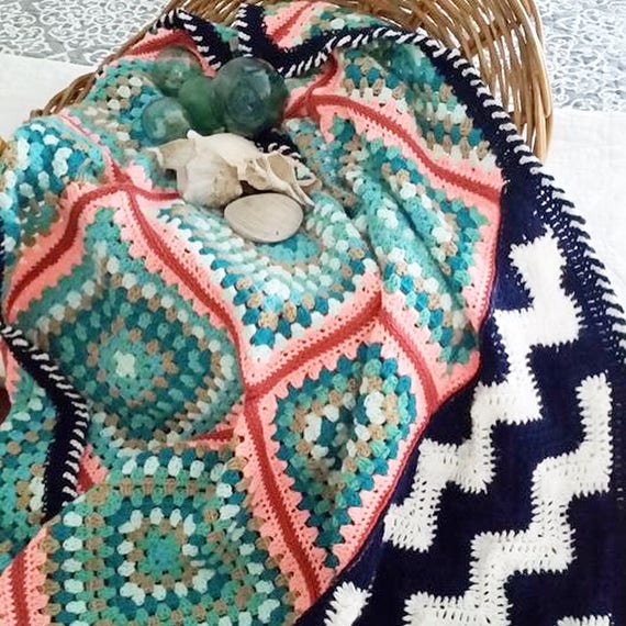 BLANKET PATTERN CROCHET/popular crochet pattern/crochet baby gift/beach blanket/granny square crochet blanket/modern crochet chevron motif