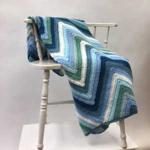 DEEP CHEVRON crochet pattern/striped blanket/crochet afghan/crochet blanket baby gift/crochet blanket pattern/baby blanket pattern
