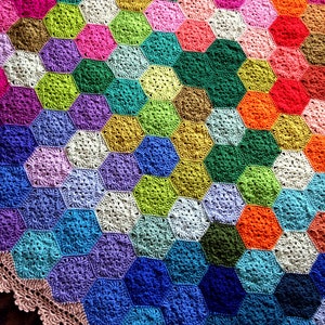 Geometric Crochet PATTERN, Hexagon Motif Easy Blanket Tutorial, Popular Crochet Baby Blanket Pattern, Crochet Template, Crochet Afghan Guide image 8