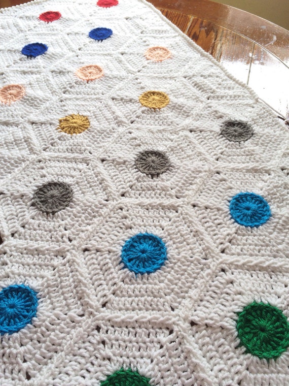 Motif brand blanket hot sale