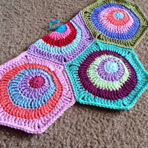 CROCHET PATTERN BLANKET/Offset Circles Blanket/crochet blanket pattern/modern crochet pattern/crochet afghan pattern/geometric crochet gift image 2