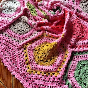HEXAGON MOTIF BLANKET crochet pattern/striped blanket/crochet afghan/crochet blanket baby gift/crochet blanket pattern/baby blanket pattern