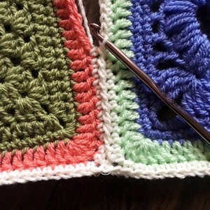 SINGLE CROCHET JOIN both Regular jayg and continuous jayg using plt join /join granny squares/easy crochet pattern/3 joins in one