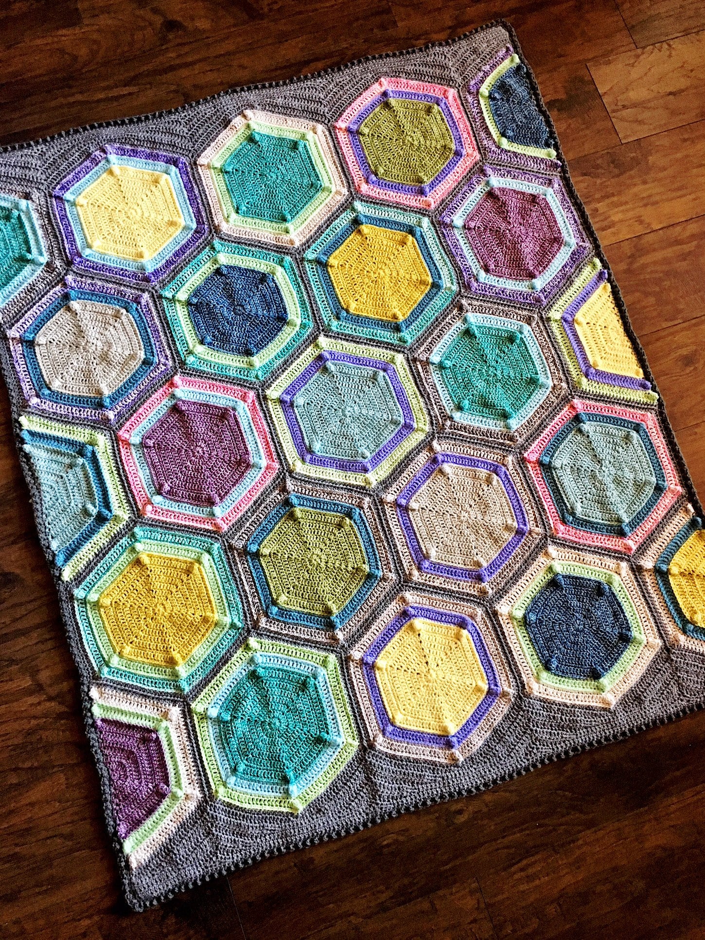 38 Hexagon Blanket Crochet Patterns for Cozy Throws, Baby Blankets, and Retro Home Decor 30 Hexagon Crochet PATTERN/crochet blanket baby gift/crochet