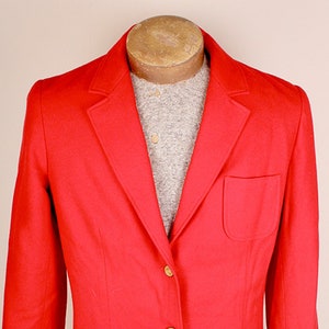 1980s Era Women&#39;s Size 10 Red Wool Blazer with Anchor Buttons and Satin Lining Personal Brand