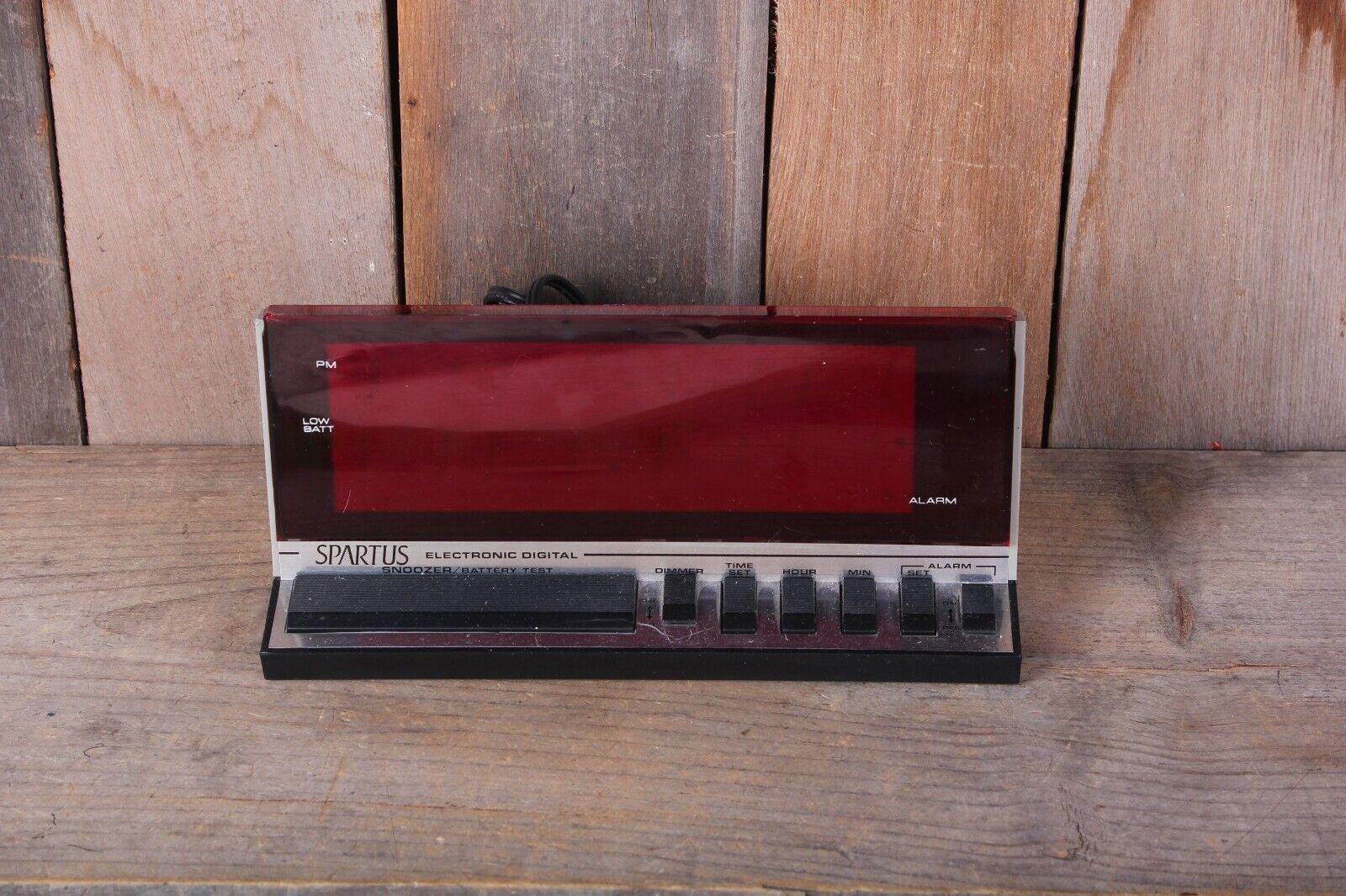 Vintage 1980's Spartus Electronic Hi Tech Digital Alarm Clock