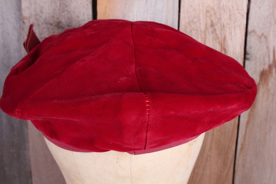 Vintage Mid Century Woman's Magenta Velvet Tam Be… - image 4