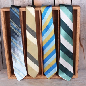 Lot 4 1980&#39;s Preppy Men&#39;s Neck Ties Necktie Lot Striped Neckties