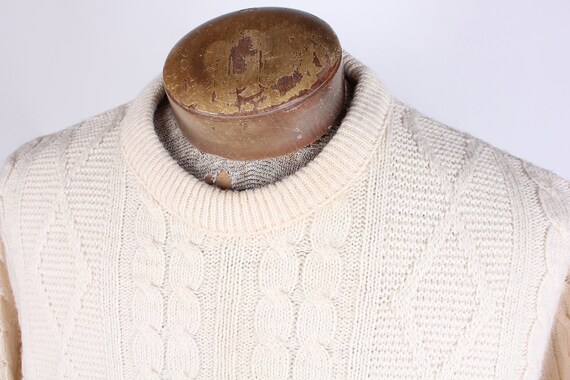 Jantzen acrylic knit cardigan, made in the USA, men's size M unclear pale white type Vintage Second Hand main image 0